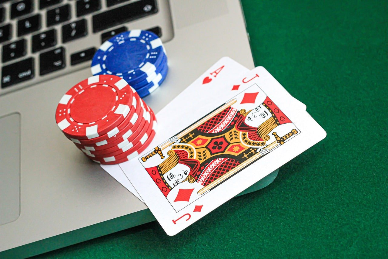 liv77 App Casino Live Dealer Slots Esports Myanmar ကစားသမားများ
